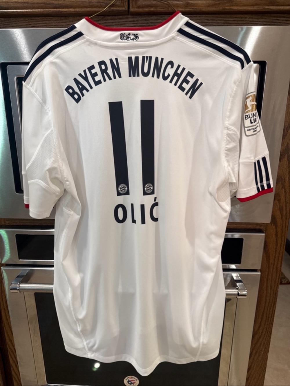 adidas Bayern München White Football Jersey - Olic #11
